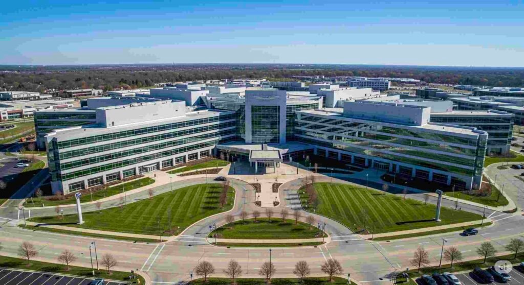 chrysler headquarters and technology center auburn hills mi 48326